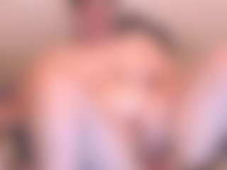 Live cam show with curvymilfshake - Thick on camwithhim.com