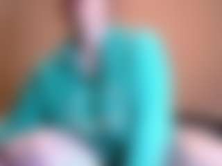 Live cam show with curvymilfshake - Moaning on StripNow