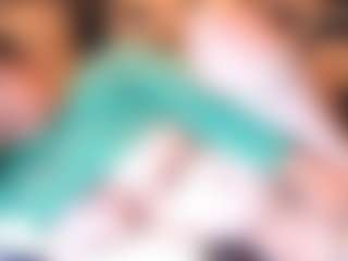 Live cam show with curvymilfshake - Ass Clapping on AdultVida.com