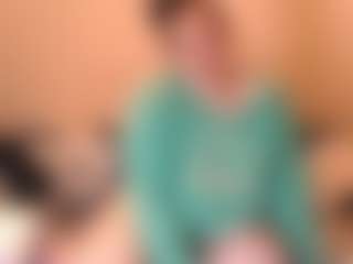 Live cam show with curvymilfshake - Ass Clapping on CamwithHer