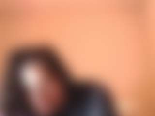 Live cam show with curvymilfshake - Thick on AdultVida.com