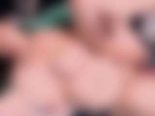 curvymilfshake's Live Sex Cam Show