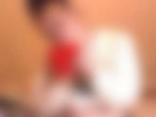 Live cam show with curvymilfshake - Green Eyes on Milf Play