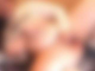 Live cam show with curvymilfshake - Green Eyes on camtv