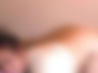 Live cam show with curvymilfshake - Deepthroat on madthumbs