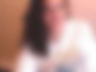 Live cam show with curvymilfshake - 420 on CamClone