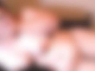 Live cam show with curvymilfshake - Blonde Hair on AdultVida.com
