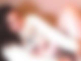 Live cam show with curvymilfshake - Thick on Milfs Live