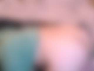 Live cam show with curvymilfshake - Blonde Hair MILF on studioflirtlive.com