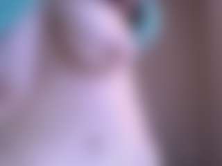 Live cam show with curvymilfshake - 420 on CamwithHer