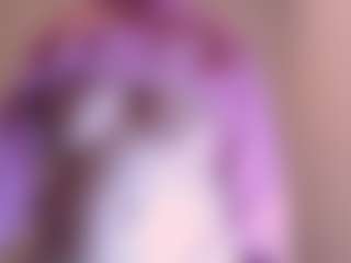 curvymilfshake MILF webcam performer live streaming