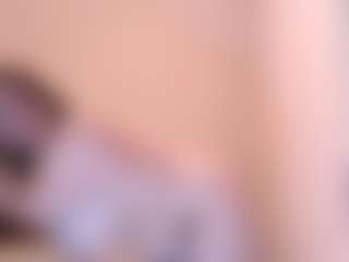 curvymilfshake MILF webcam performer live streaming