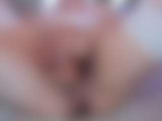 Live cam show with lilith-torres - Average on Camming Site