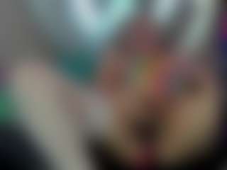 Live cam show with lilith-torres - Granny on Big Tits