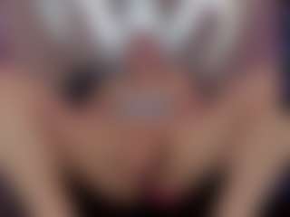 Live cam show with lilith-torres - Wet on Milf Play