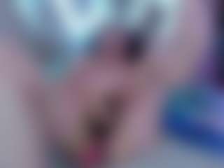 Live cam show with lilith-torres - Granny on 1on1-livenow