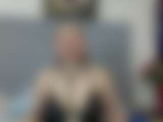 Live cam show with lilith-torres - Green Eyes on Strip Flash - Live Sex Shows