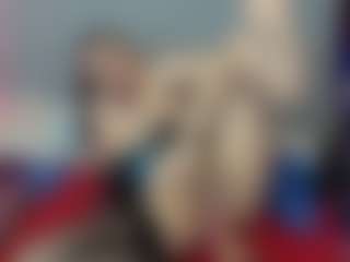 Live cam show with lilith-torres - Average on CamClone