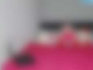 Promise Lux's Live Sex Cam Show