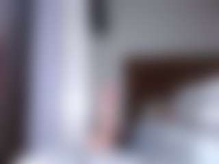 Live cam show with qwiri - Dirty Talk on Camsoda