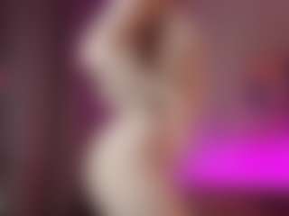 Live cam show with Genne - Horny on crypto-cams