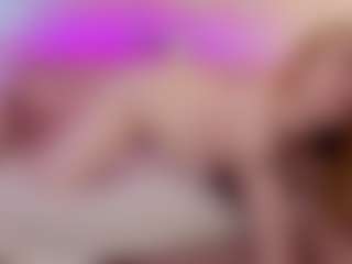 Live cam show with Genne - Oil on Dolls Live
