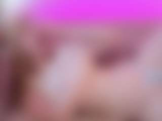 Live cam show with Genne - Fingering on livesuperchat.net