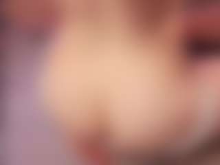 Genne's Live Sex Cam Show