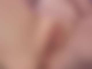 Live cam show with Genne - Fetish Brown Hair on x69.live