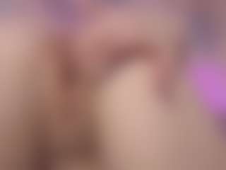 Live cam show with Genne - Blue Eyes on camgirlchat.live