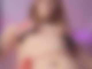 Live cam show with Genne - Dildo Or Vibrator on SpunkLive