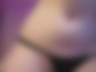 Genne's Live Sex Cam Show