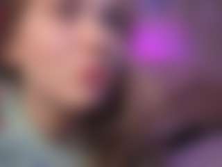 Live cam show with Genne - Blonde Hair Petite on Cam Slut
