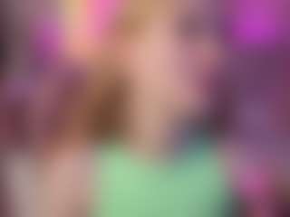Live cam show with Genne - Sexy on AdultVida.com