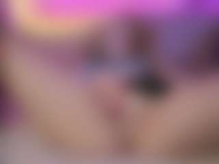 Live cam show with Genne - Cute on Camsoda