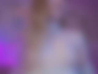 Live cam show with Genne - Dildo Brown Hair on Milfs Live