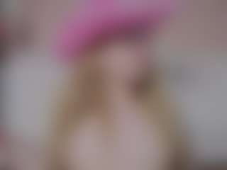 Live cam show with Genne - Spank on Camsoda
