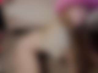Live cam show with Genne - Spank on Camsoda