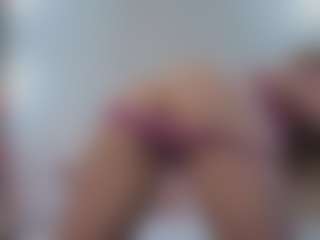 Genne's Live Sex Cam Show