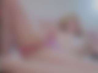 Genne's Live Sex Cam Show