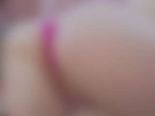 Genne's Live Sex Cam Show
