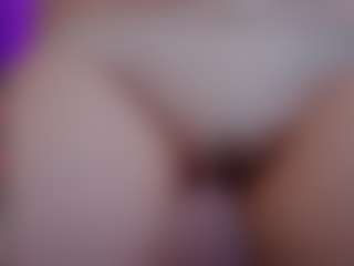 Spettacolo in cam dal vivo con Genne - Brown Hair su Camsoda