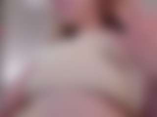 Live cam show with Genne - Blonde Hair Fetish on SinfulBabes