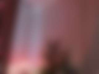 Live cam show with Genne - Brown Hair on Camsoda