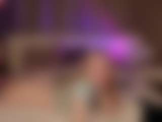 Live cam show with Genne - Young Adult on Camsoda