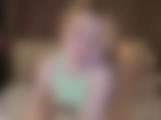 Genne's Live Sex Cam Show