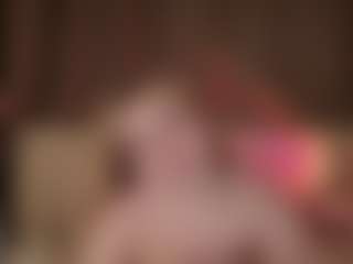 Live cam show with Genne - Brown Hair Teen (18+) on Camsoda