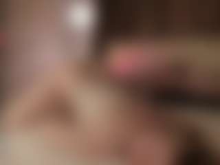 Genne's Live Sex Cam Show