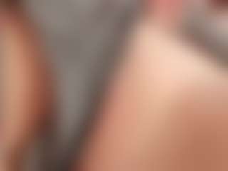 Genne's Live Sex Cam Show