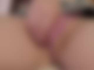 Genne's Live Sex Cam Show